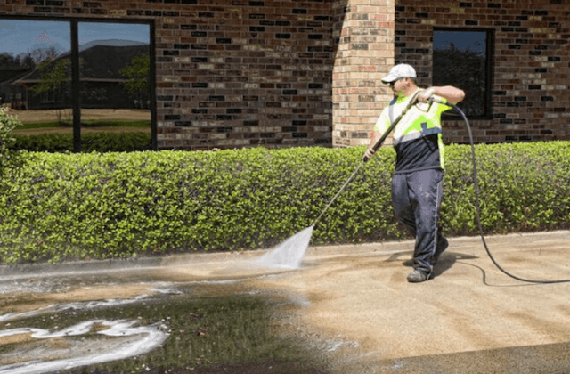 commercial concrete cleaning in baytown